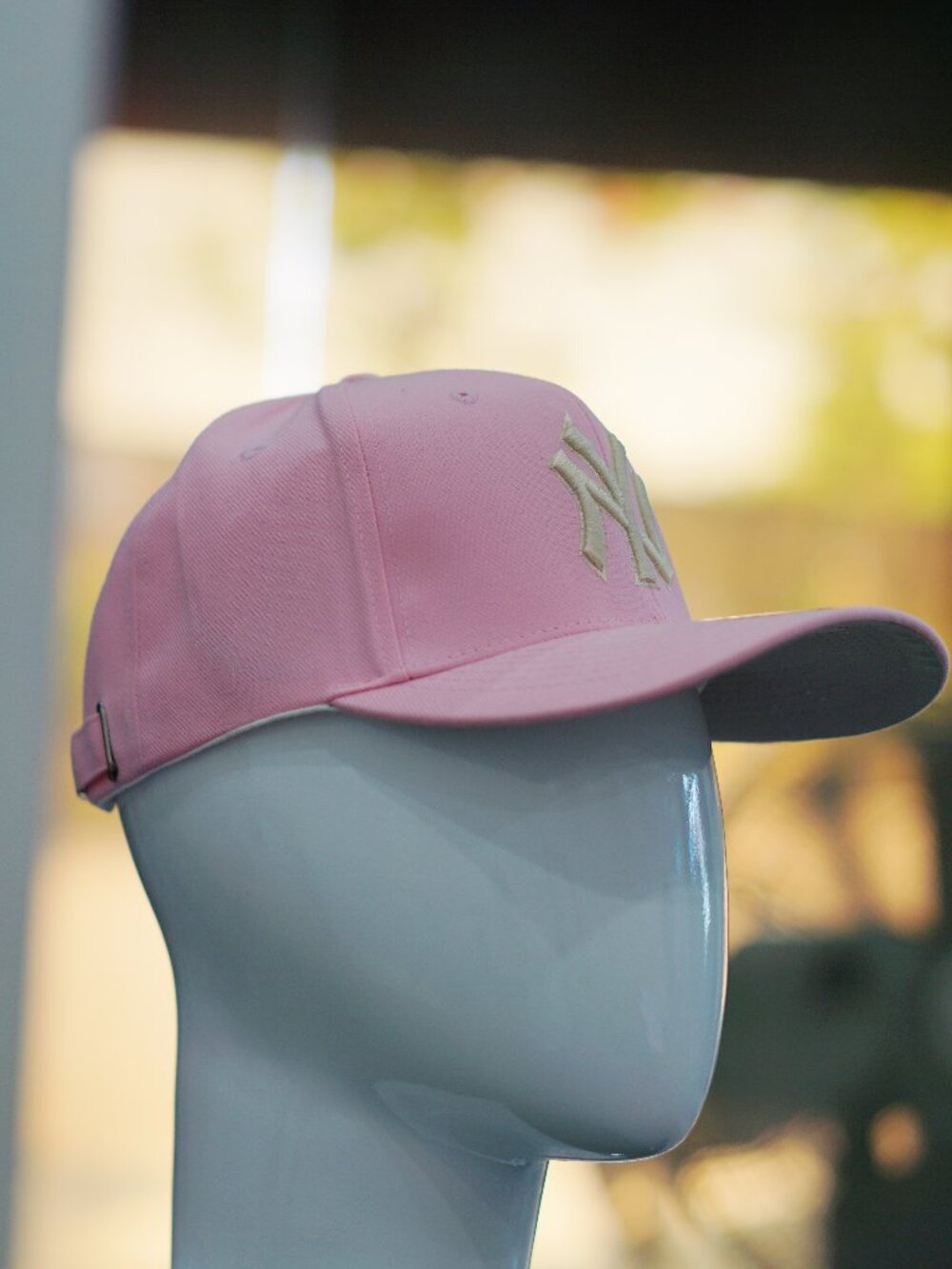 New York Yankees Pink Adjustable Baseball Cap Beige Embroidered Logo MLB Curved